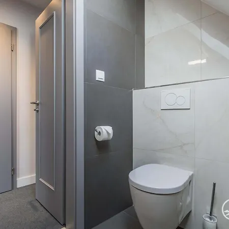 Tatra Boutique Deforte Star View 301 شقة *